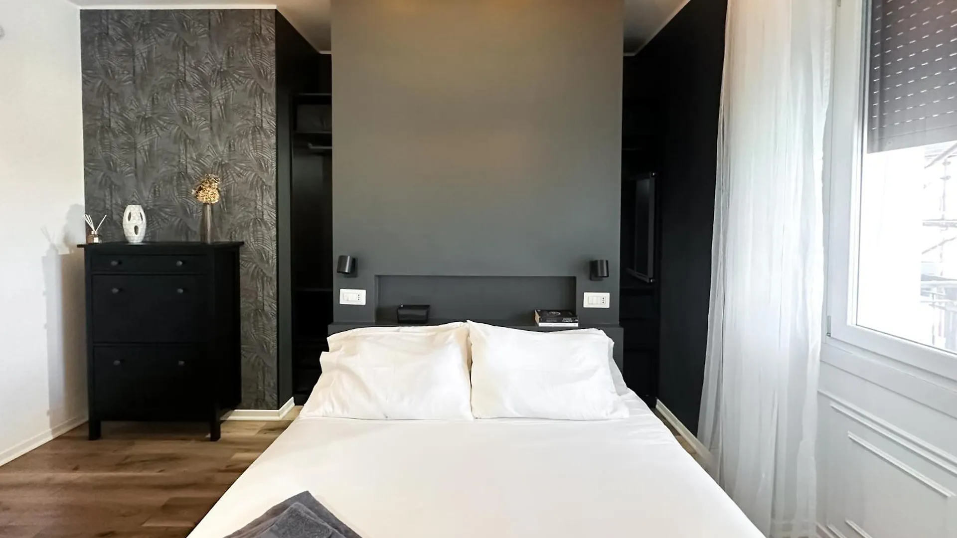 Elegante 80Mq Vicino Sempione Apartment Milan 0*,